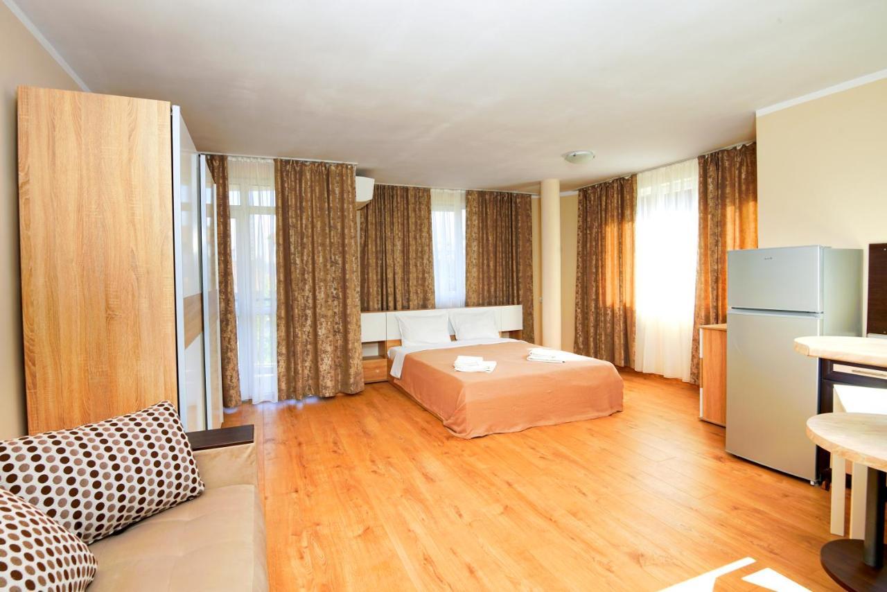 Hotel House With Garden Pomorie Exteriér fotografie