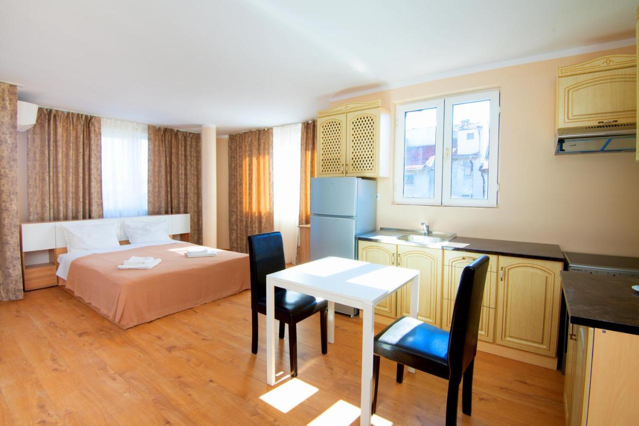 Hotel House With Garden Pomorie Exteriér fotografie