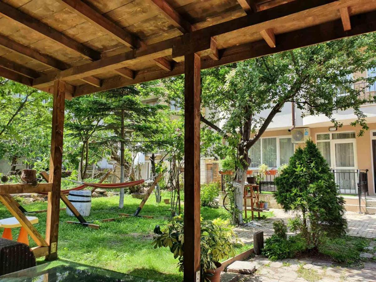 Hotel House With Garden Pomorie Exteriér fotografie